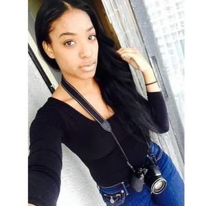 Meet your Posher, Breeuna